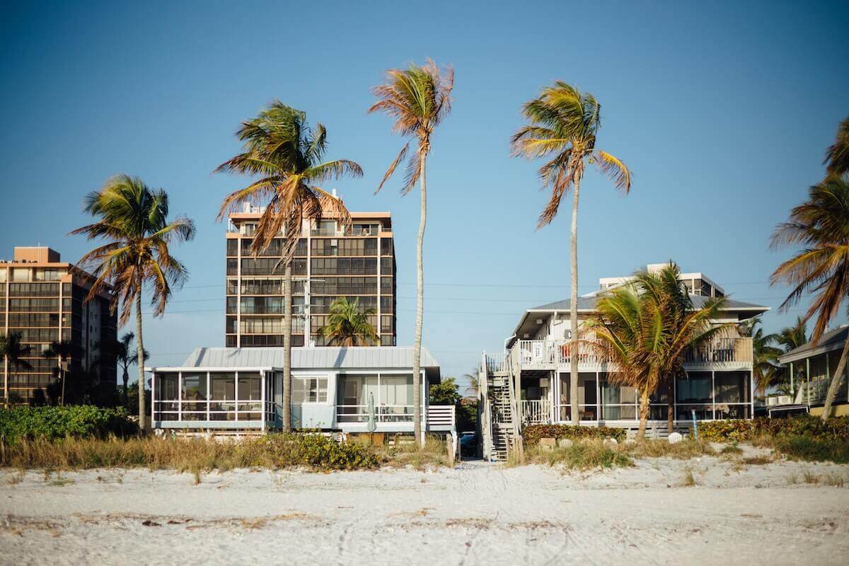 VRBO vs Airbnb: Which Is Right for Your Short-Term Rental Business?