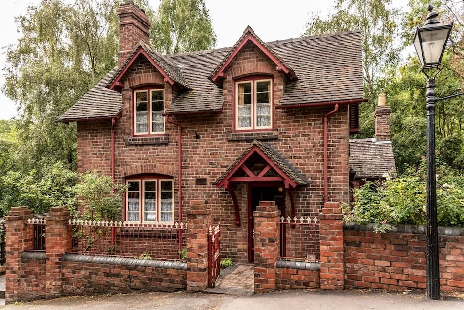 STR in Real Estate: Definition and Guide for Investors